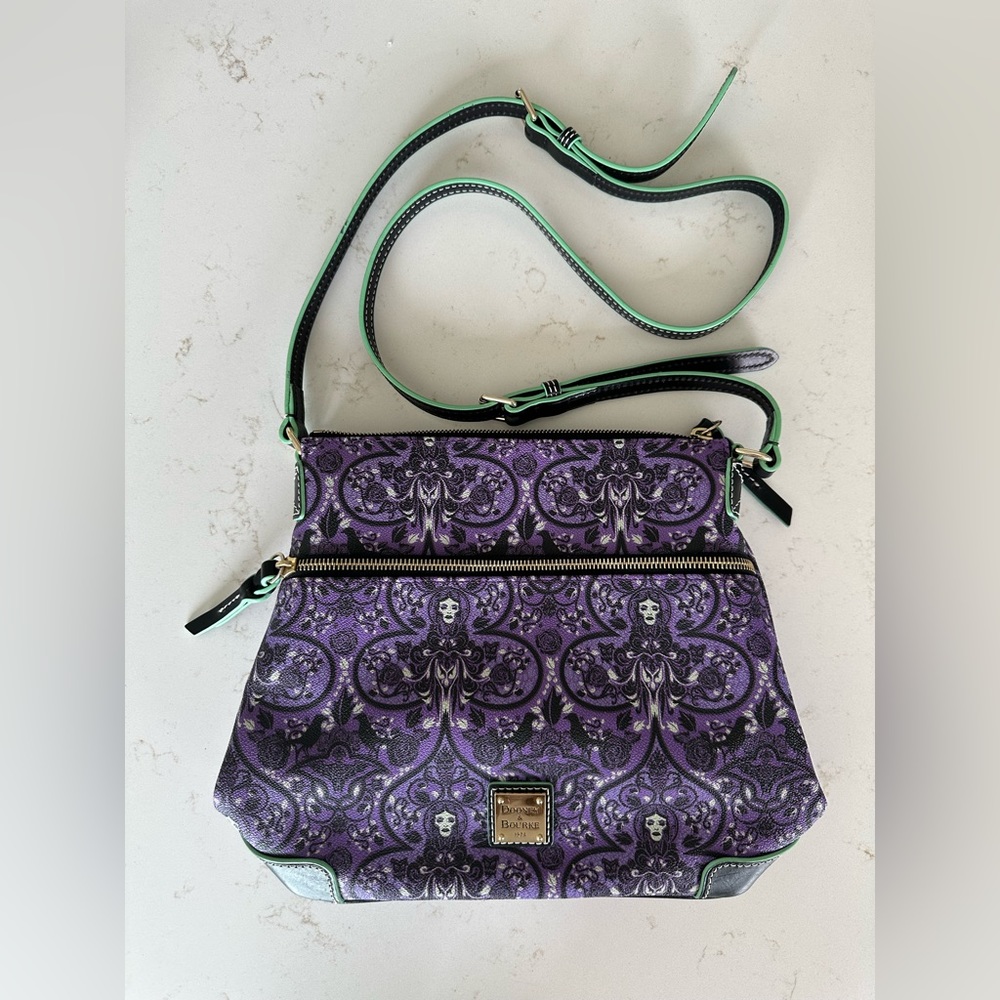 Disney Parks Dooney & Bourke: RARE MINT CONDITION Madame Leota Handbag